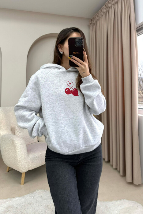 HOODIE ME PUSH NJE NGJYRESHE ME LOGO QERSHI PER FEMRA NE NGJYRE GRI TE ZBARDHUR - 2