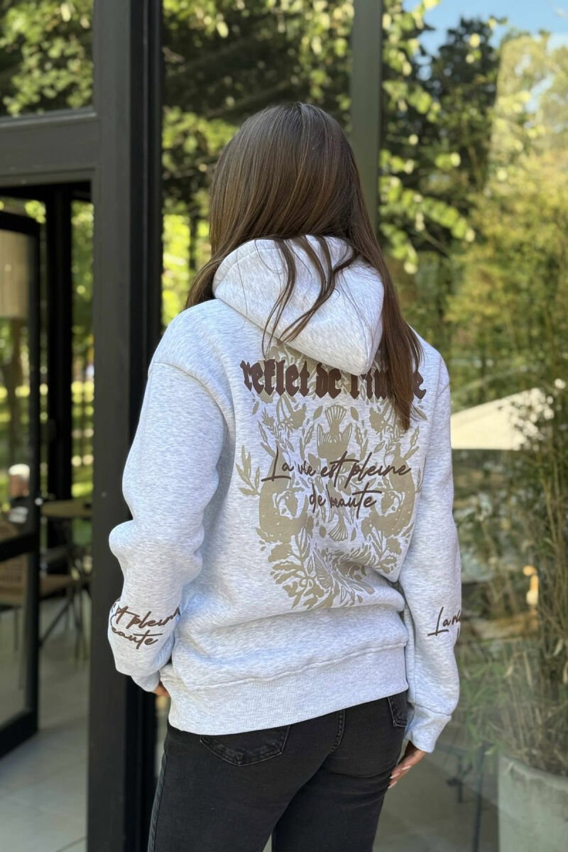 HOODIE ME PUSH NJËNGJYRËSHE DHE DIZANJ MBRAPA PËR FEMRA NË NGJYRËN GRI TË ZBARDHUR - 4