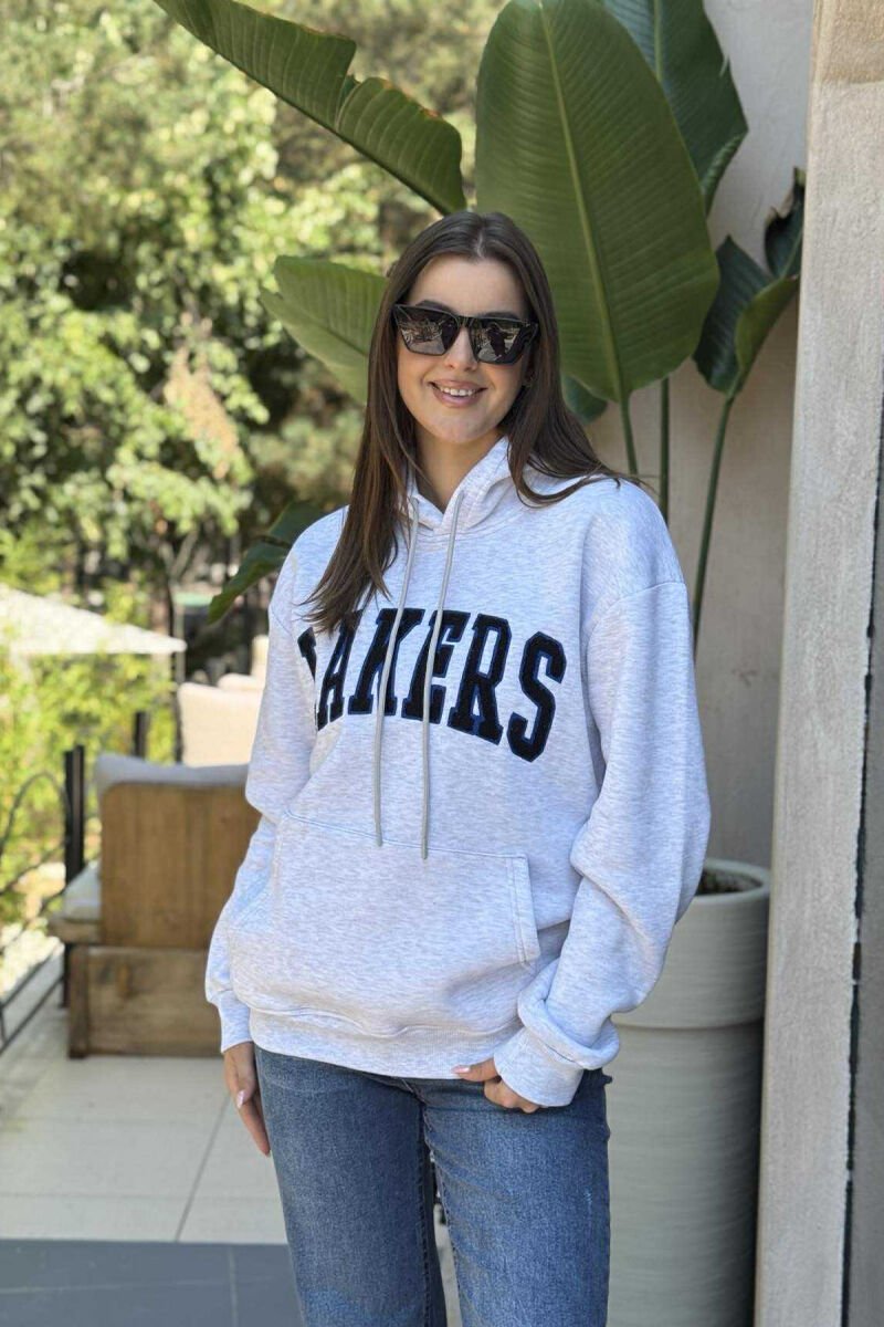 HOODIE ME PUSH NJËNGJYRËSHE DHE ME SHKRIM PARA PËR FEMRA NË NGJYRËN GRI TË ZBARDHUR - 1