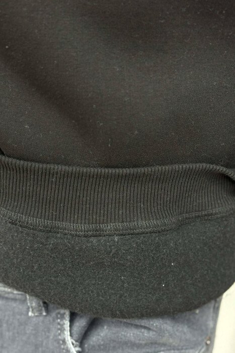 HOODIE NJE NGJYRESHE ME PUSH DHE DETAJE TE VOGLA PER MESHKUJ NE NGJYRE TE ZEZE - 4