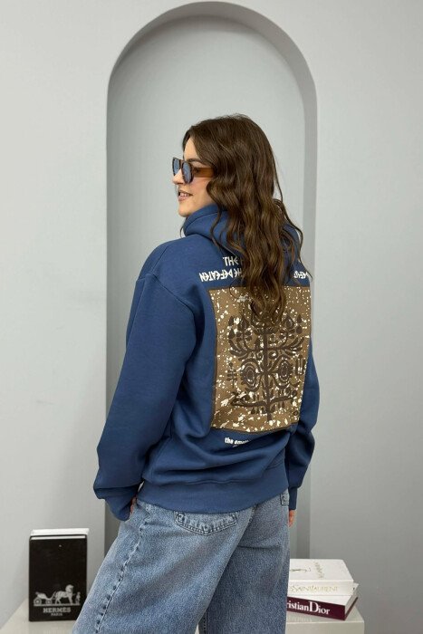 HOODIE NJE NGJYRESHE ME PUSH DHE DIZAJN NË PJESEN E PASME PER FEMRA NE NGJYRE BLU - 2