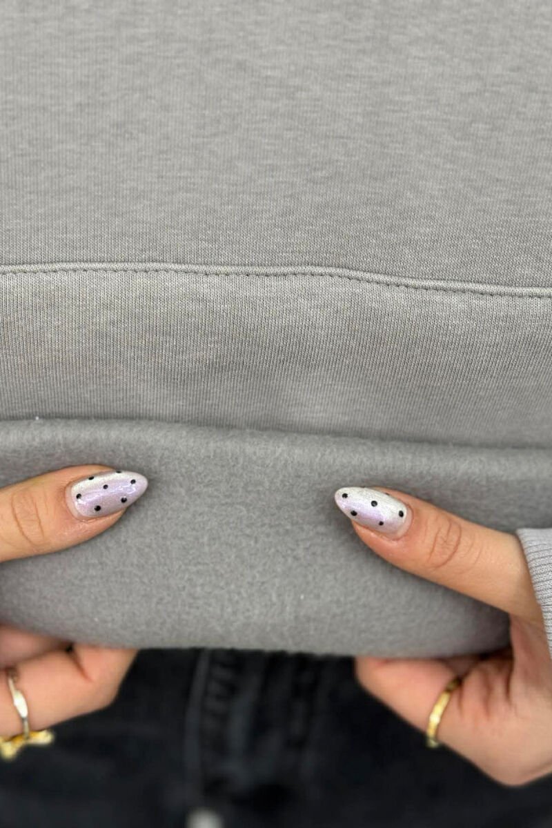 HOODIE NJE NGJYRESHE ME PUSH DHE DIZAJN NË PJESEN E PASME PER FEMRA NE NGJYRE GRI - 5