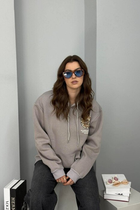 HOODIE NJE NGJYRESHE ME PUSH DHE DIZAJN NË PJESEN E PASME PER FEMRA NE NGJYRE GRI - 2