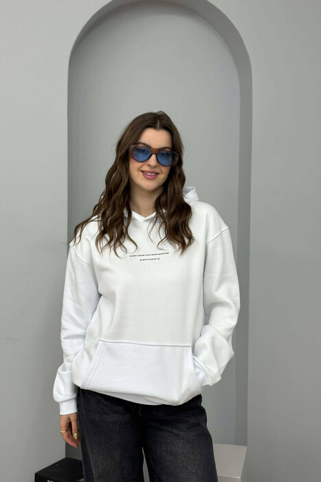 HOODIE NJE NGJYRESHE ME PUSH DHE ME SHKRIM TE THJESHTE NE PJESEN PARA PER FEMRA NE NGJYRE TE BARDHE - KLAUDIO FASHION