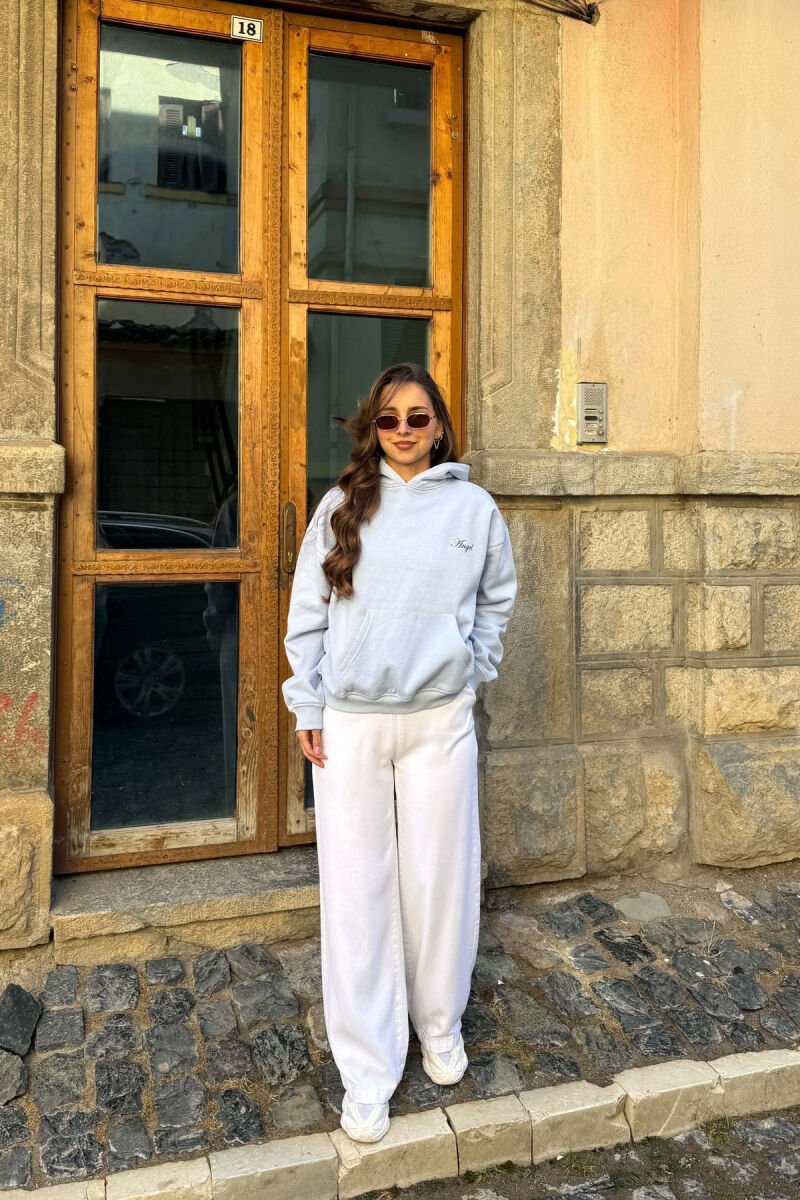 HOODIE NJE NGJYRESHE ME PUSH PER FEMRA NE NGJYRE BLU TE ZBARDHUR - 5