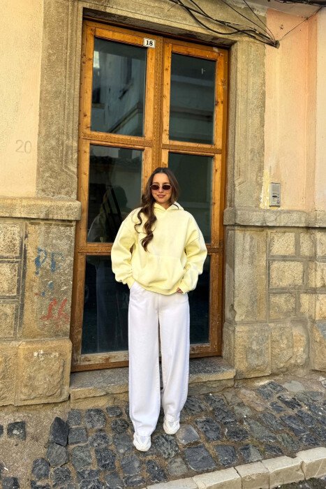HOODIE NJE NGJYRESHE ME PUSH PER FEMRA NE NGJYRE TE VERDHE - 6