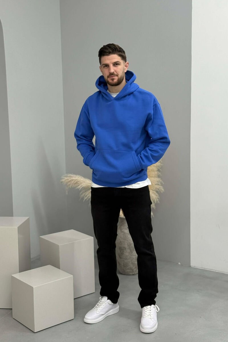 HOODIE NJE NGJYRESHE ME PUSH PER MESHKUJ NE NGJYRE BLU - 2