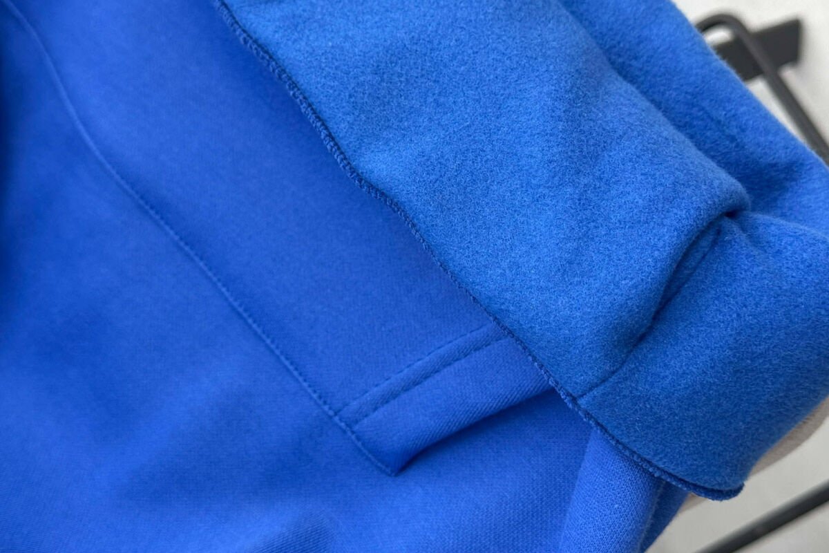 HOODIE NJE NGJYRESHE ME PUSH PER MESHKUJ NE NGJYRE BLU - 5