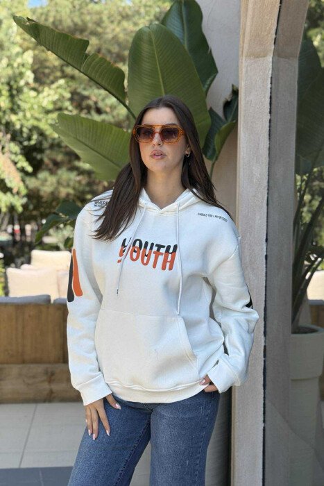 HOODIE NJËNGJYRËSHE ME PUSH DHE SHKRIM PËR FEMRA NË NGJYRËN E BARDHË 