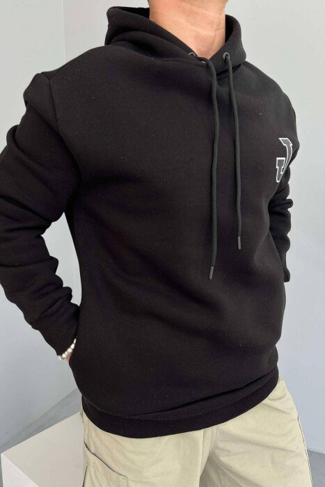 HOODIE ME IMAZHIN E JOKER MBRAPA PËR MESHKUJ NË NGJYRËN E ZEZË - 3