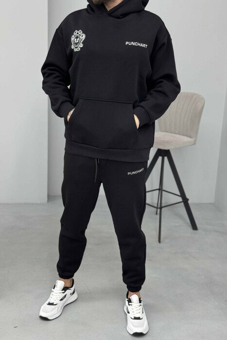 KOSTUM ME DIZJAN HOODIE+TUTA PËR MESHKUJ NË NGJYRË TË ZEZË 