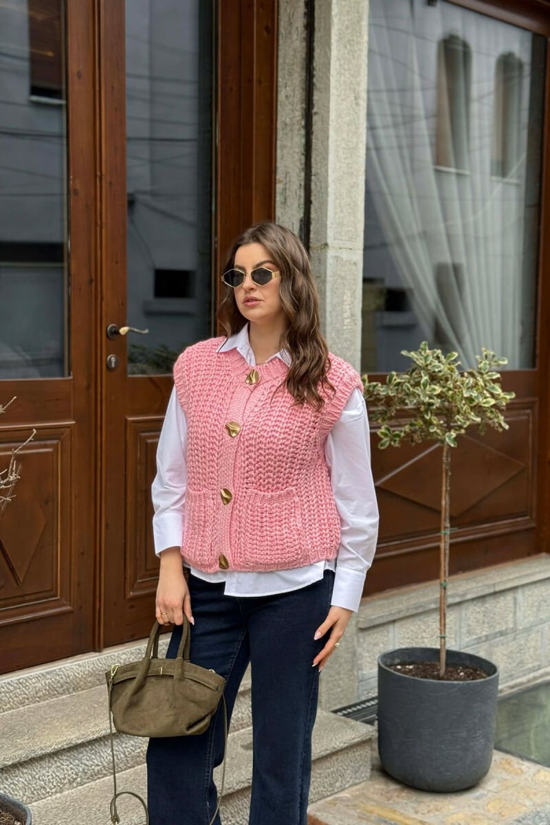 JELEK I THURUR NJE NGJYRESH PER FEMRA NE NGJYRE ROZE - 1