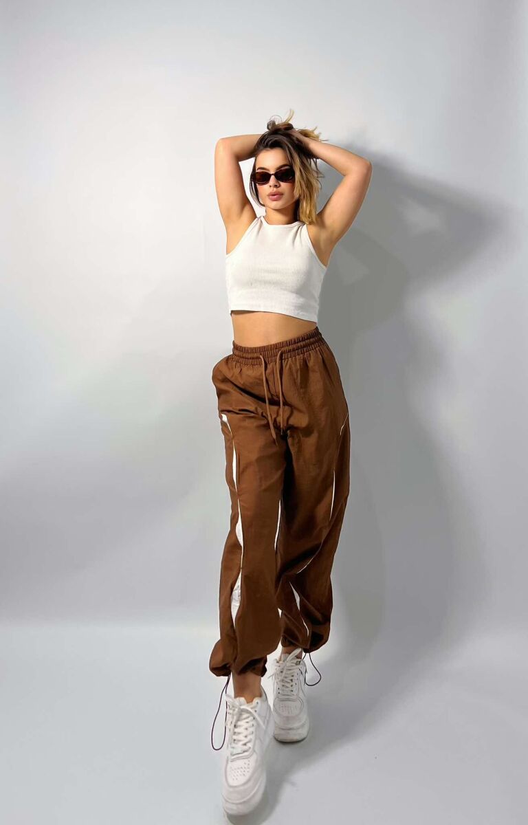 ONE COLOR JOGGING WOMEN SWEATPANTS BROWN/KAFE - 1