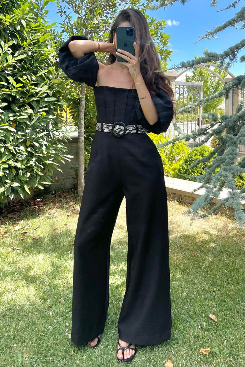 JUMPSUIT I THJESHTË ME DETAJIN E RRIPIT PËR FEMRA NË NGJYRËN E ZEZË - 2