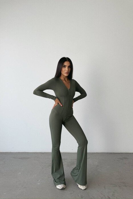 JUMPSUIT NJË NGJYRËSH ME ZINXHIR PËR FEMRA NË NGJYRËN JESHILE - 5