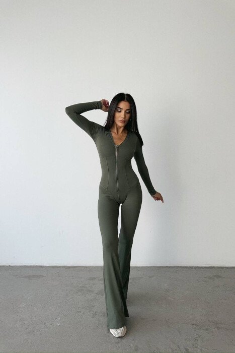 JUMPSUIT NJË NGJYRËSH ME ZINXHIR PËR FEMRA NË NGJYRËN JESHILE - 6