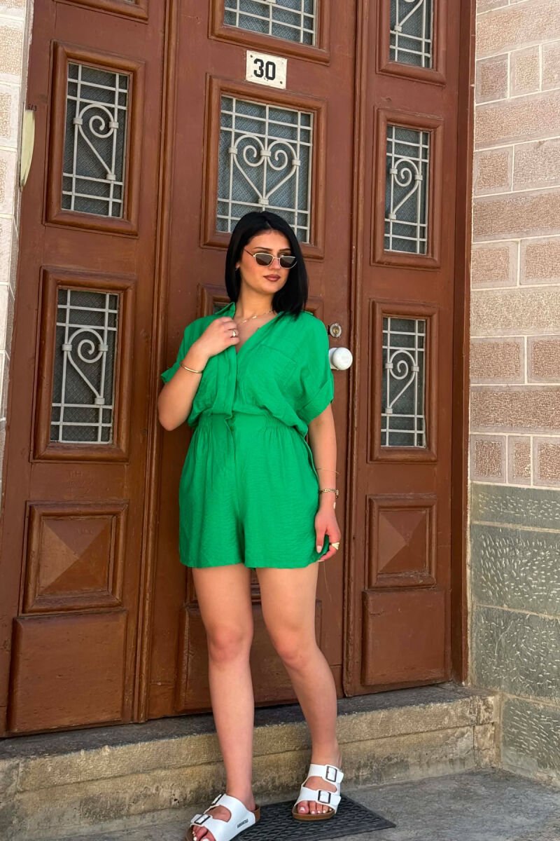 JUMPSUIT NJE NGJYRESH I SHKURTER PER FEMRA NE NGJYRE JESHILE - 3
