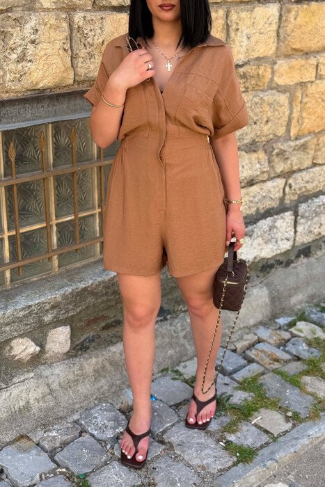 JUMPSUIT NJE NGJYRESH I SHKURTER PER FEMRA NE NGJYRE KAFE - 5