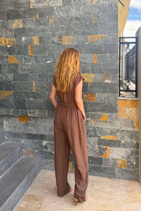 JUMPSUIT NJE NGJYRESH ME DETAJIN E RRIPIT PER FEMRA NE NGJYRE KAFE - 5