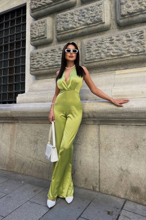JUMPSUIT NJË NGJYRËSH ME DEAJIN E LIDHSES NE QAFË PËR FEMRA NË NGJYRËN JESHILE E ZBARDHUR - 4