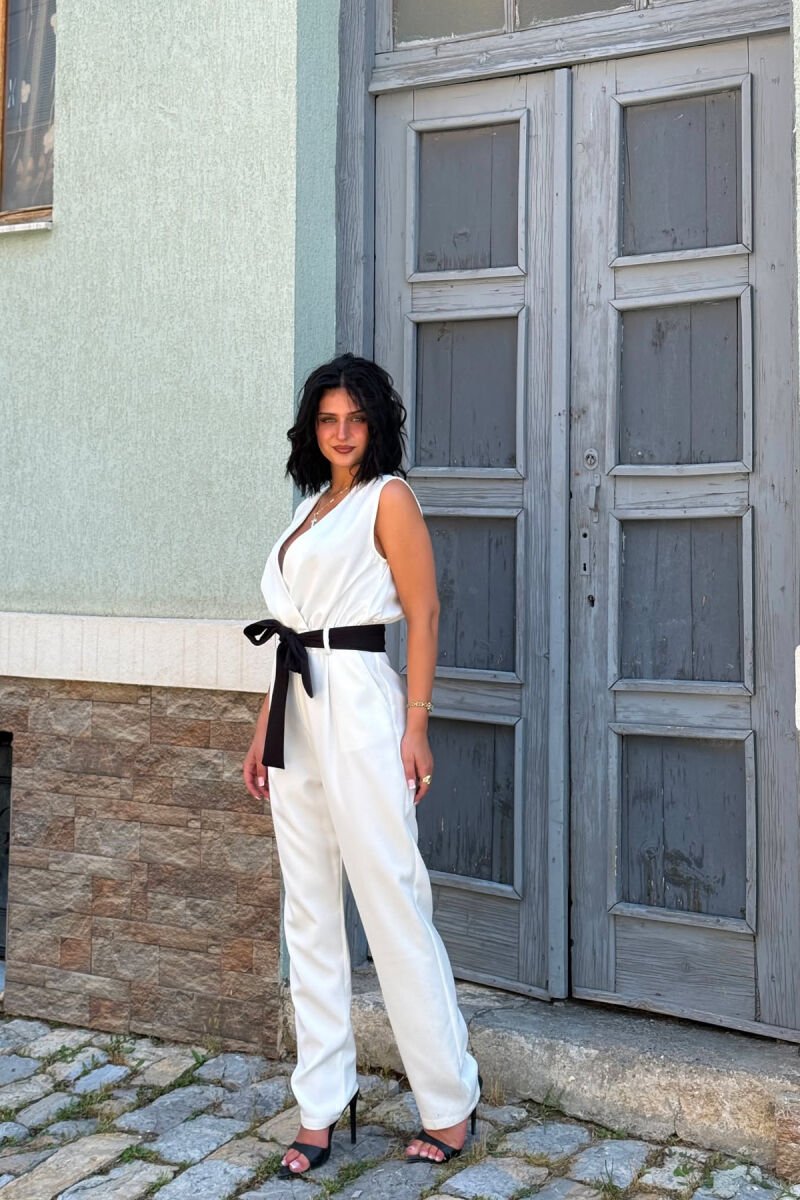 JUMPSUIT NJE NGJYRESH ME JAKE V DHE ME DETAJIN E RRIPIT PER FEMRA NE NGJYRE TE BARDHE - 5