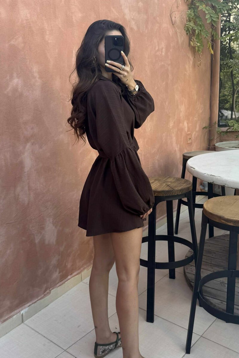 JUMPSUIT NJË NGJYRËSH ME KOPSA DHE LIDHËSE PËR FEMRA NË NGJYRËN KAFE - 5