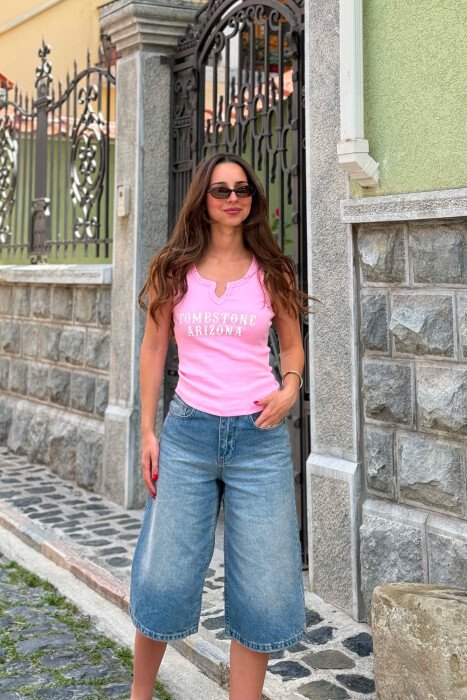 KANATJERE NJE NGJYRSHE ME SHKRIM NE PJESEN PARA PER FEMRA NE NGJYRE ROZE - 2