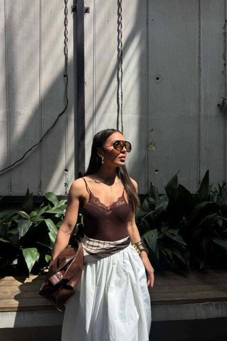 KANATJERE ME DETAJ DANTELLE PER FEMRA NE NGJYRE KAFE - 3