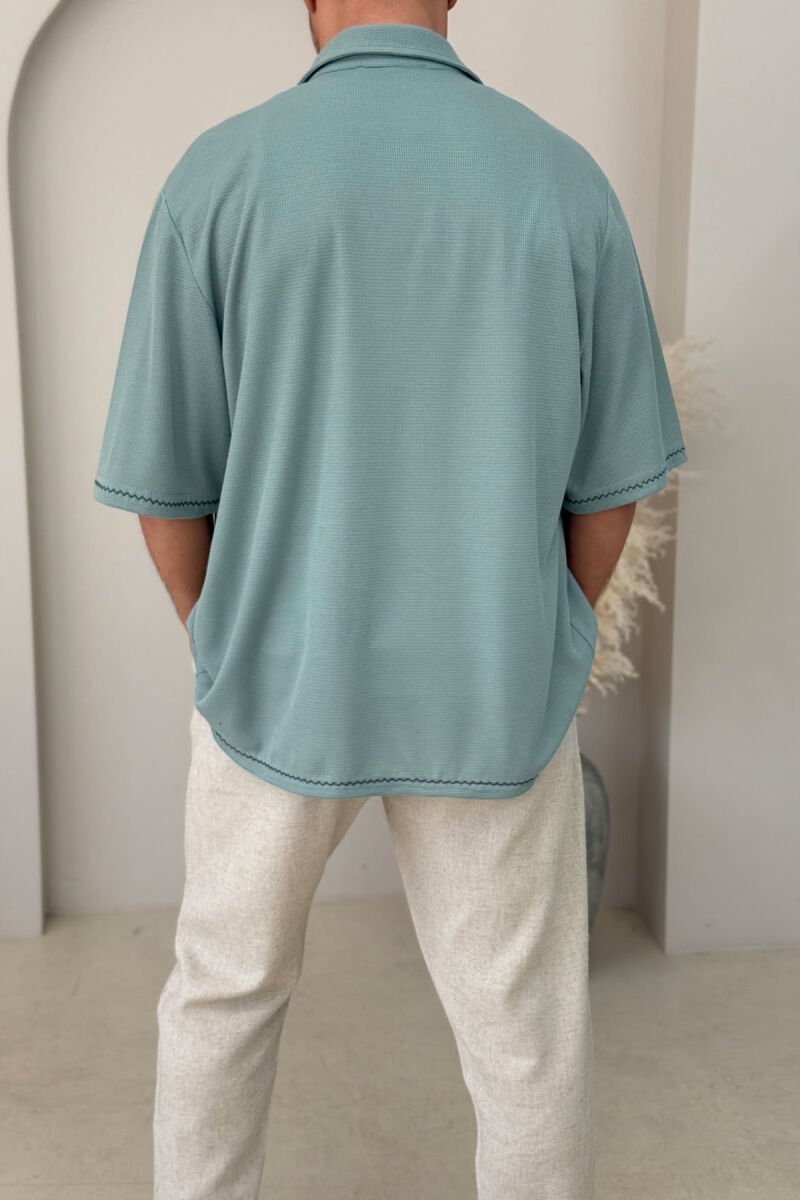 KËMISHË E THJESHTË ME MËNGË TË SHKURTRA PËR MESHKUJ NË NGJYRËN MENTE - 2