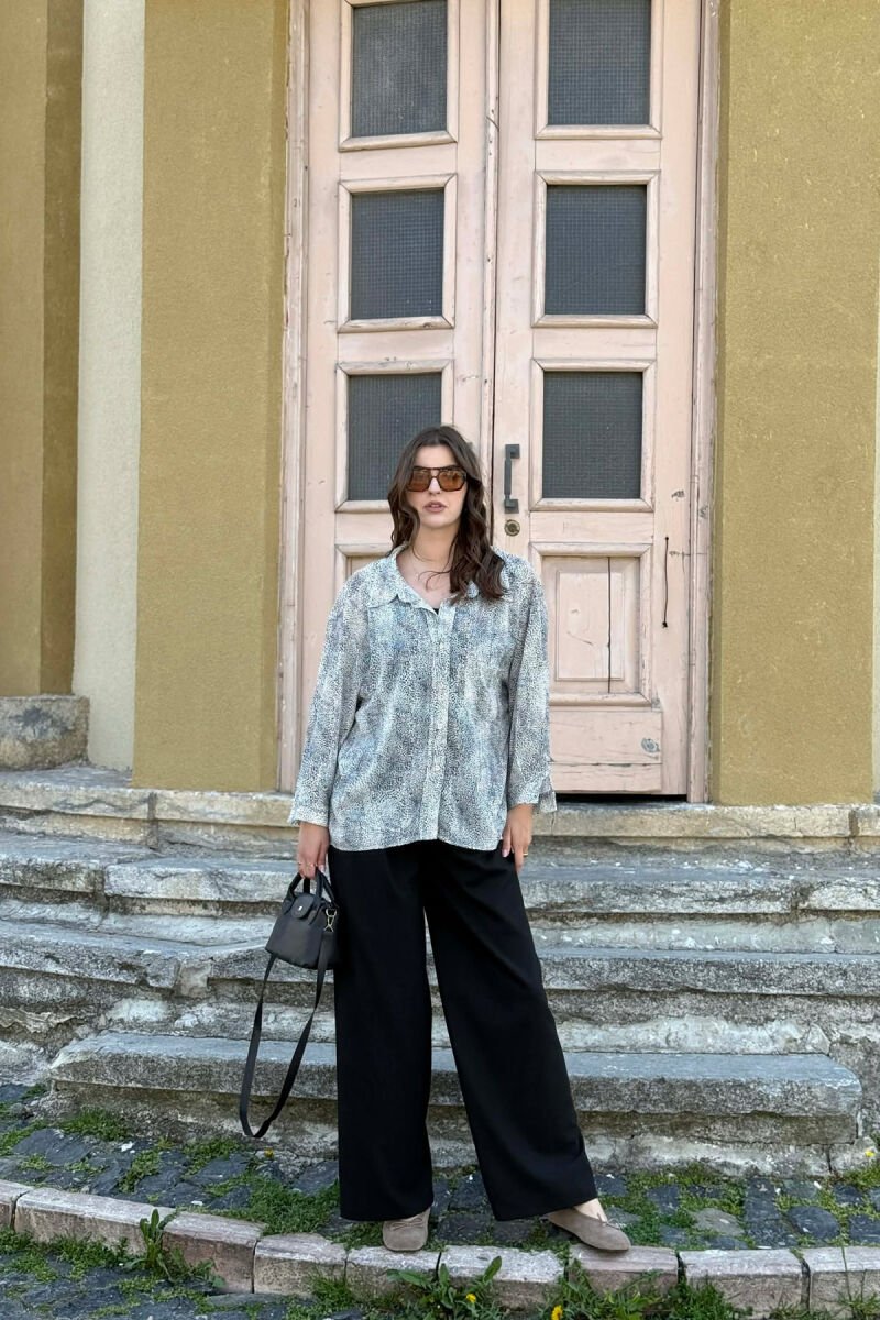 KEMISHE ME BUTONA GOLD PER FEMRA NE NGJYRE TE BARDHE - 4