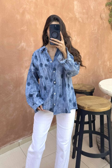 KËMISHË ME DIZANJE TË THJESHTA DHE MËNGË TË GJATA PËR FEMRA NË NGJYRËN BLU TË ZBARDHUR - 4