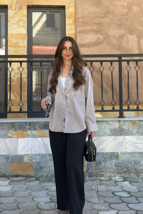 KËMISHË ME VIJA ME DETAJIN E KOPSAVE PËR FEMRA NË NGJYRËN GRI - 4