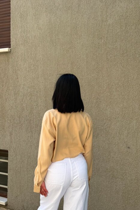 KEMISHE NJE NGJYRESHE ME BUTONA GOLD PER FEMRA NE NGJYRE BEZHE - 5
