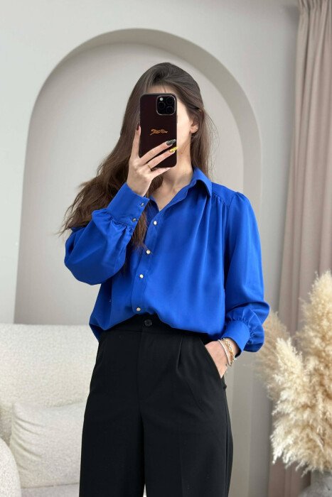 KEMISHE NJE NGJYRESHE ME BUTONA GOLD PER FEMRA NE NGJYRE BLU - 3