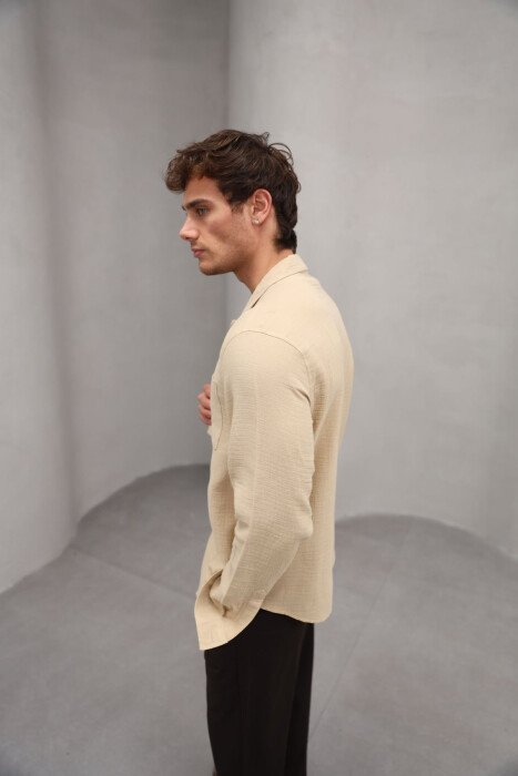 KËMISHË NJË NGJYRËSHE ME XHEP PËR MESHKUJ NË NGJYRËN BEZHË - 5