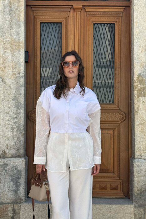KEMISHE NJE NGJYRESHE ME XHEP NE PJESEN PARA PER FEMRA NE NGJYRE TE BARDHE - KLAUDIO FASHION