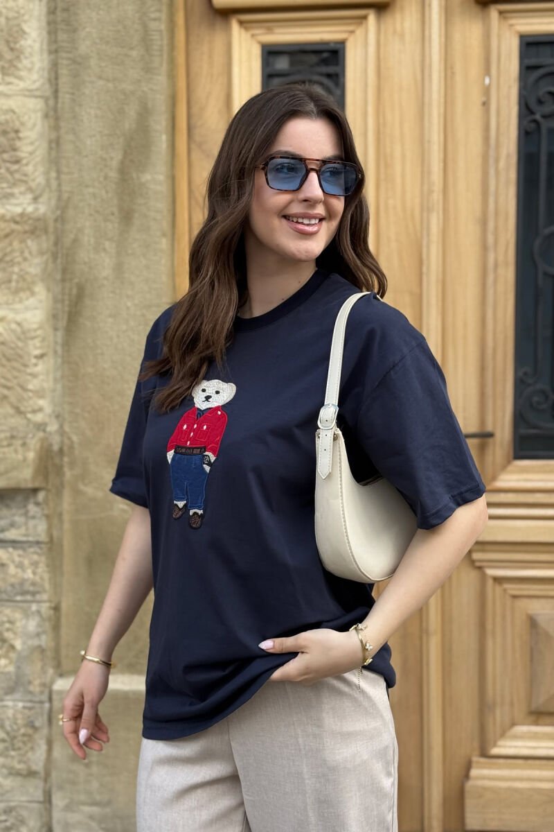 KNITTED BEAR IMAGE WOMEN T-SHIRT DARK BLUE/BEE - 3