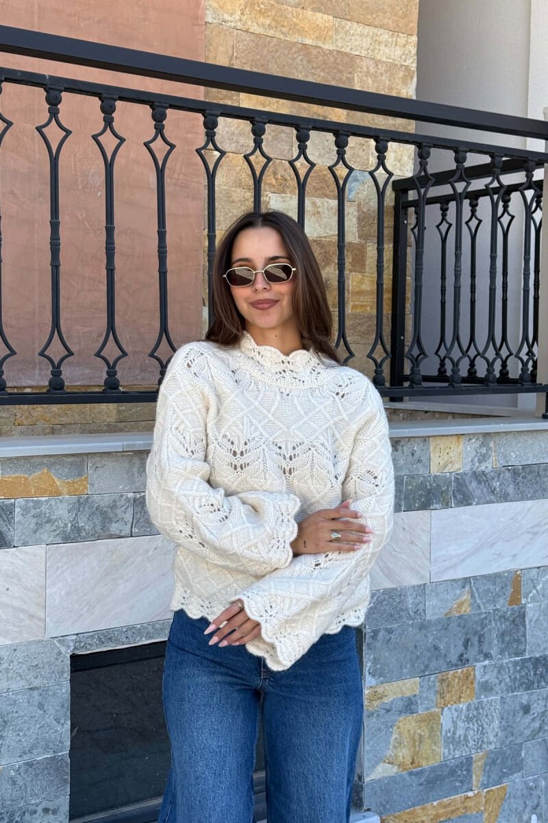 KNITTED DESIGN ONE COLOR WOMEN SWEATER CREAM/KREM - 1