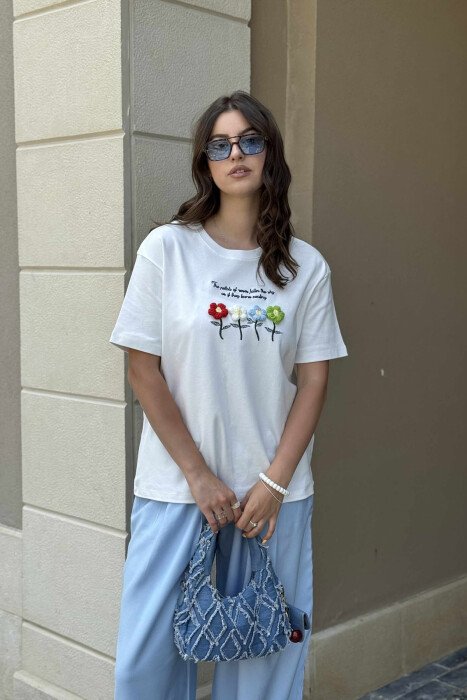 KNITTED FLOWERS ONE COLOR ROUND NECK WOMEN T-SHIRT WHITE-E BARDHE - KLAUDIO FASHION