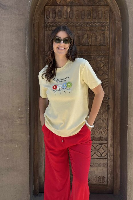 KNITTED FLOWERS ONE COLOR ROUND NECK WOMEN T-SHIRT YELLOW/E VERDHE - 1