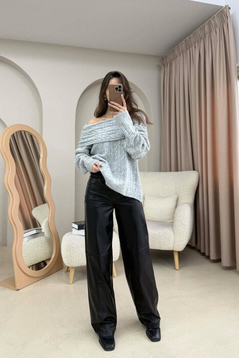 KNITTED OFF SHOULDER ONE COLOR WOMEN SWEATER LIGHT GREY/GZ - 3
