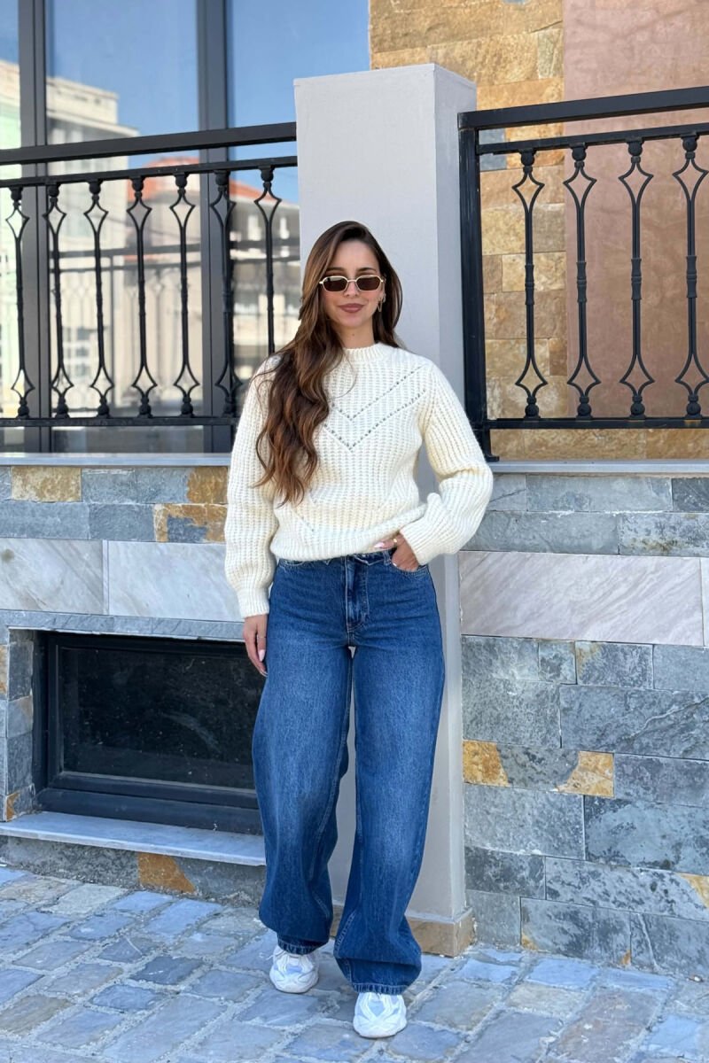KNITTED ONE COLOR ROUND NECK WOMEN SWEATER CREAM/KREM - 4
