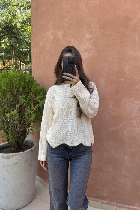 KNITTED ONE COLOR SIMPLE WOMEN SWEATER CREAM/KREM - 4