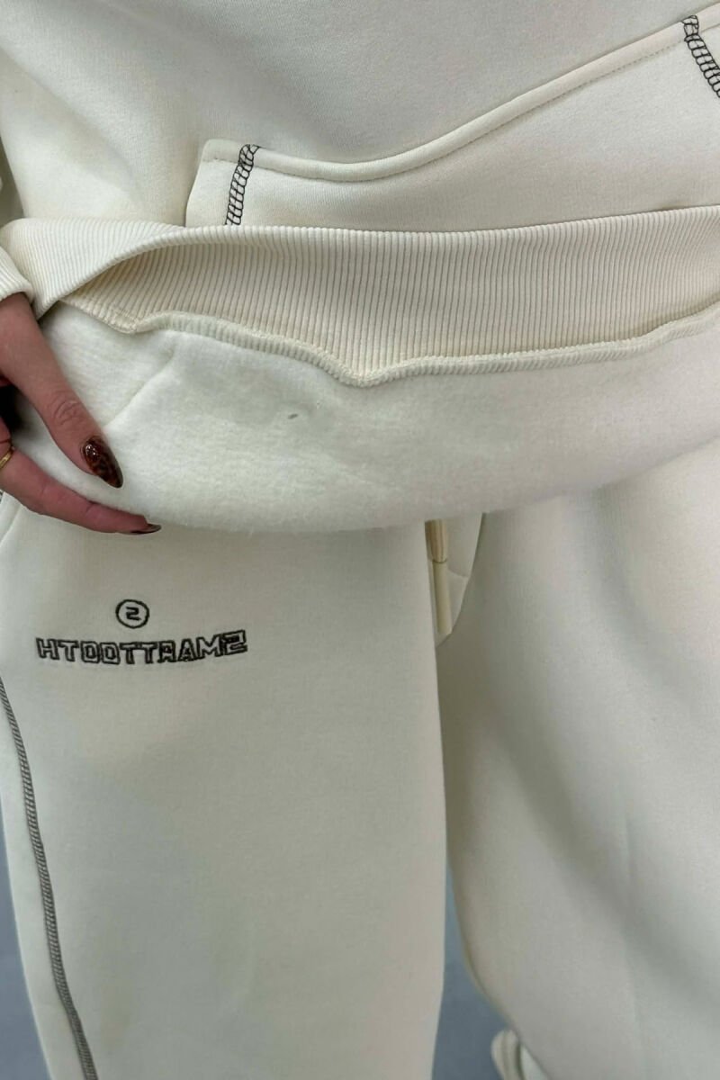KOSTUM HOODIE ME SHKRIM NË PJESËN PARA+TUTA PËR FEMRA NË NGJYRË KREM - 4