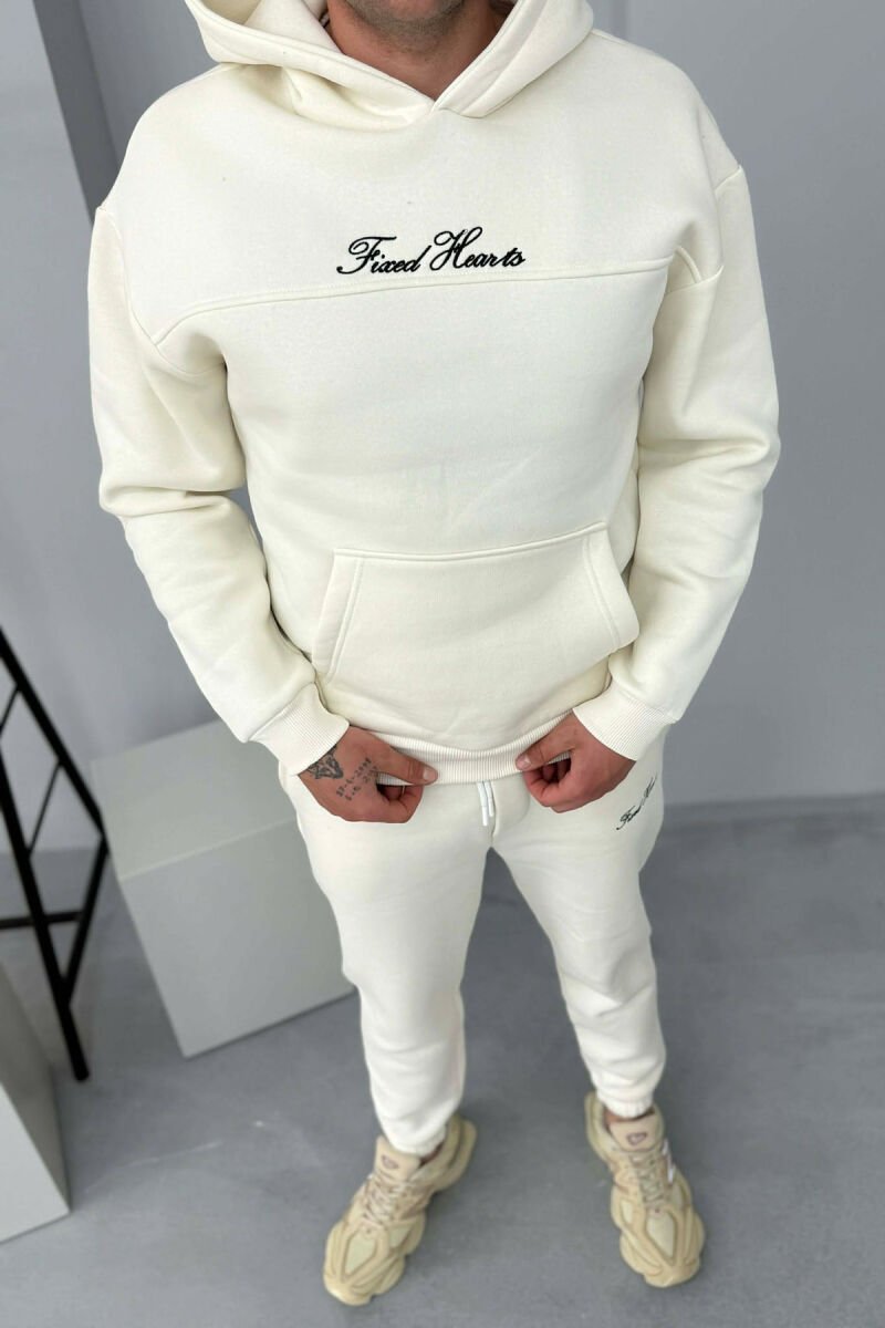 KOSTUM NJE NGJYRESH HOODIE ME SHKRIME + TUTA PER MESHKUJ NE NGJYRE TE BARDHE - 7