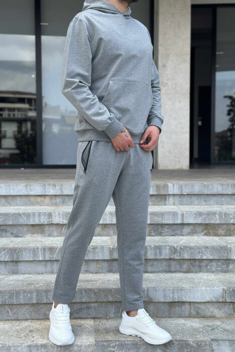 KOSTUM NJËNGJYRËSH HOODIE+TUTA PËR MESHKUJ NË NGJYRËN GRI - 5