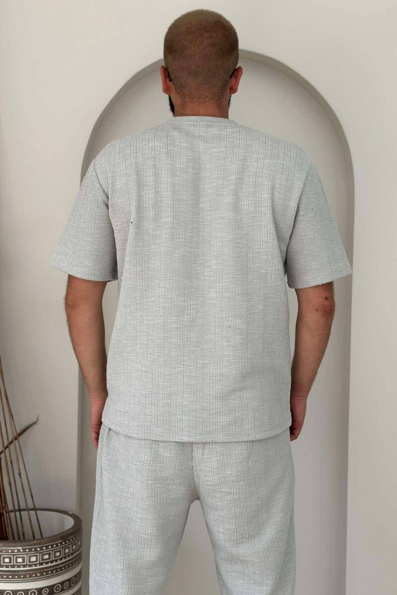 KOSTUM NJË NGJYRËSH PËR MESHKUJ T-SHIRT DHE PANTALLONA NË NGJYRË GRI E ZBARDHUR - 5