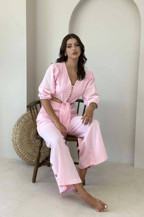 KOSTUM PËR FEMRA CROP DHE PANTALLONA NË NGJYRË BABY PINK - 6