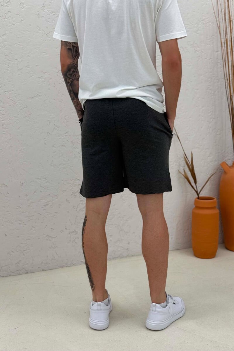 LA WRITTINGS MEN SHORT SWEATPANTS DARK GREY/GEE - 3