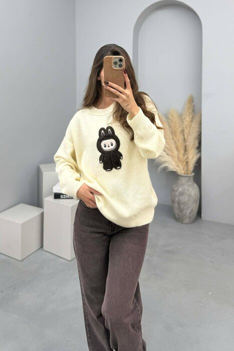 LABUBU FRONT IMAGE WOMEN SWEATER CREAM/KREM - 1